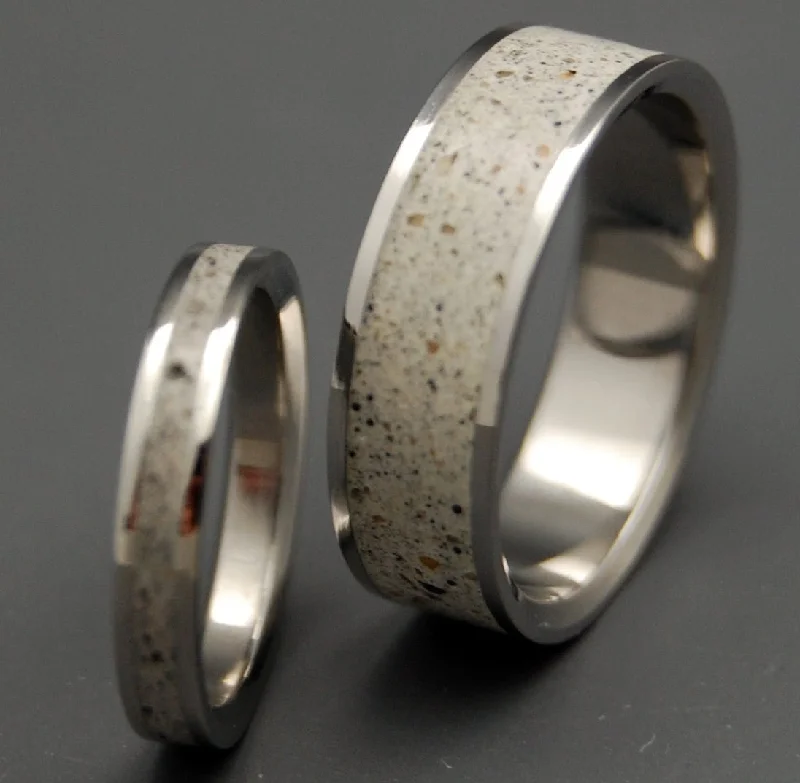 Bed Rock Beauty | Beach Sand & Titanium Wedding Ring Set