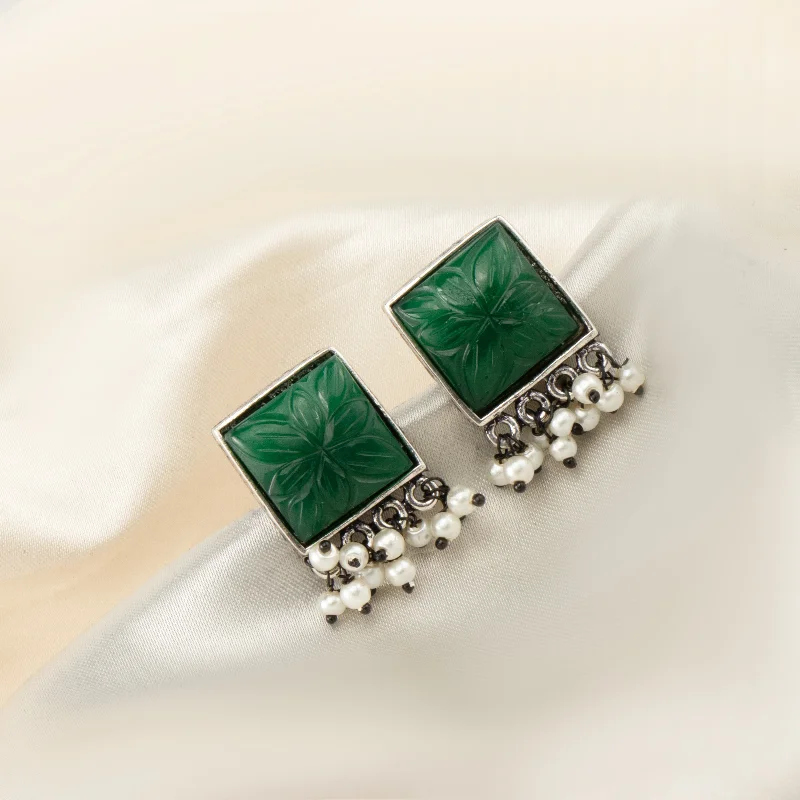 custom earrings for women-Nipura Green Pearly Sanna Stud Earrings