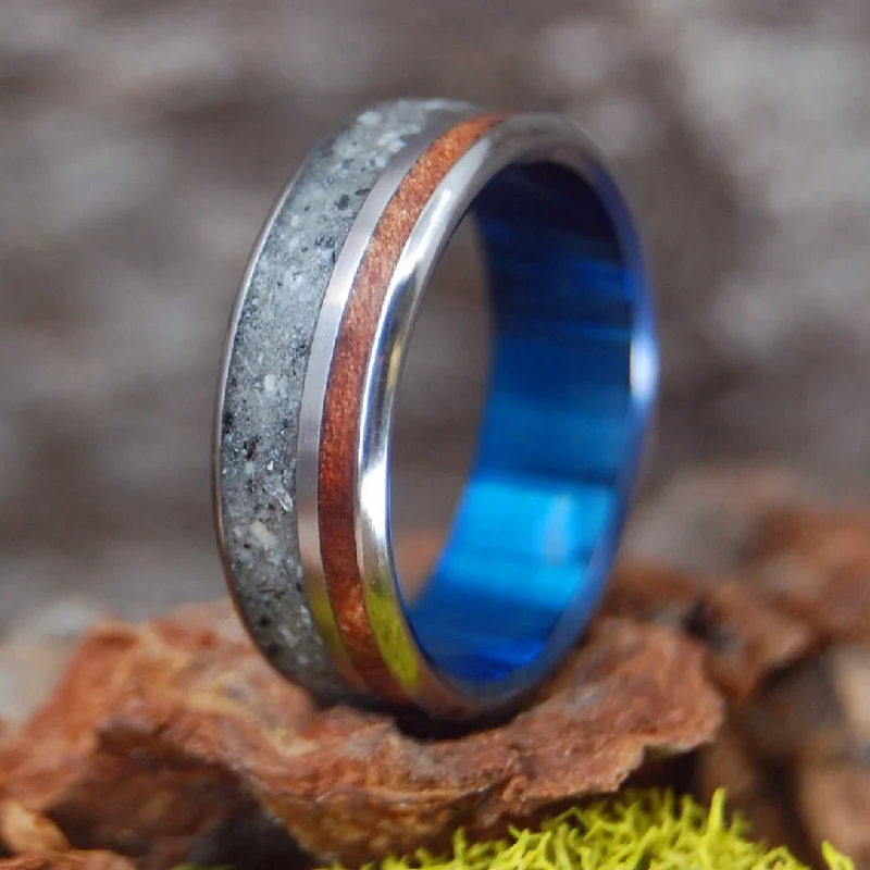 Lake Tahoe Redwood | Men's Redwood, Beach Sand & Titanium Wedding Ring