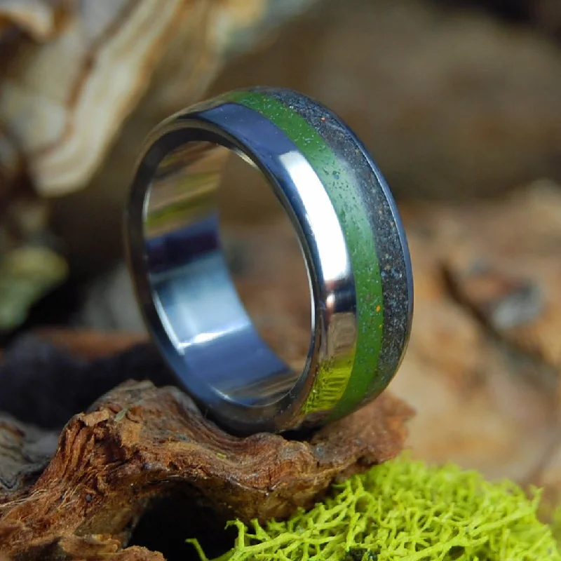 California Dreamin' | Men's California Beach Sand, Marijuana & Titanium Wedding Ring