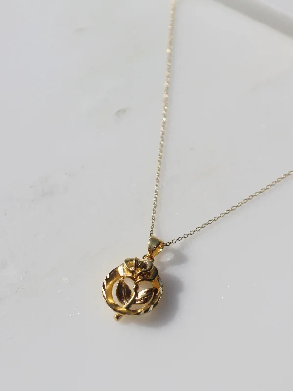 unique necklaces for women-Rose Bouqet