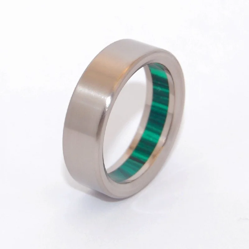 Oz | Men's Malachite Stone & Titanium Wedding Ring