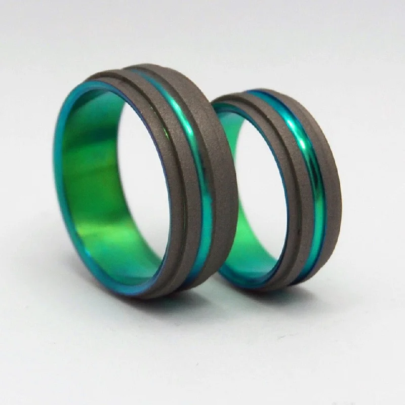 Green Step Forward | Titanium Wedding Ring Set