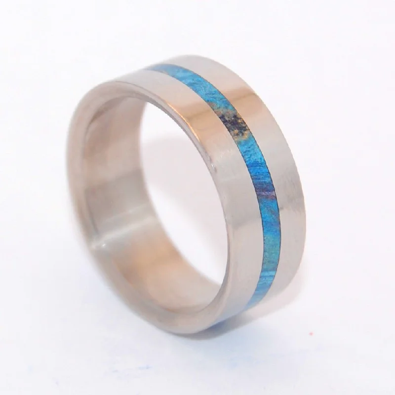 Blue Lightning | Men's Blue Box Elder Wood & Titanium Wedding Ring