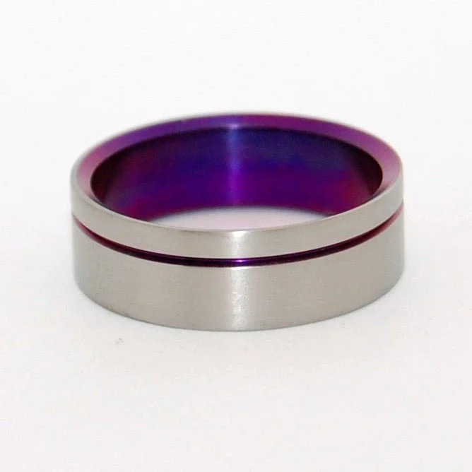 Heliotrope | Men's Titanium Wedding Ring