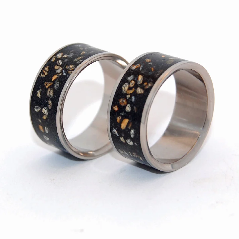 Night Sky | Beach Sand & Titanium Wedding Ring Set